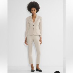 😍 NWT Aritzia Babaton Scuba High-Rise Smooth Stemma Pant